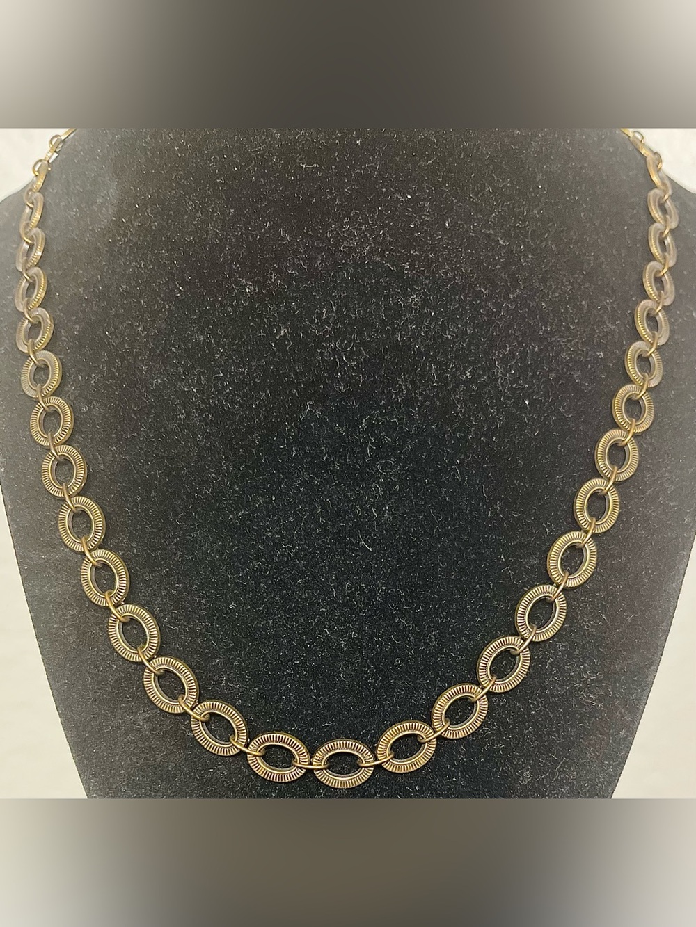 Vintage Gold Oval Link Chain Necklace